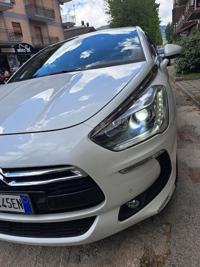 DS AUTOMOBILES DS 5 usata, con Lettore CD