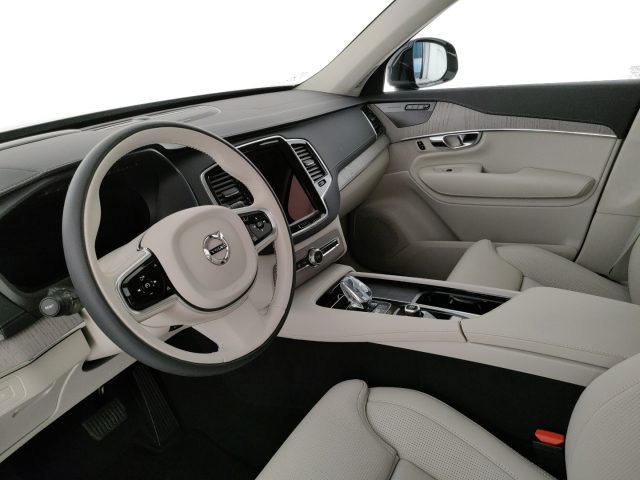 VOLVO XC90 usata, con Cerchi in lega