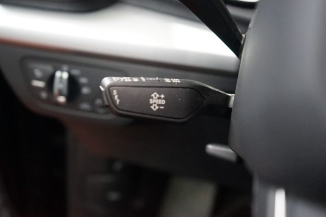 AUDI Q5 usata, con Airbag testa