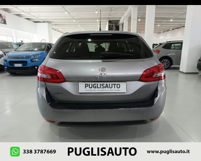 PEUGEOT 308 usata, con Autoradio