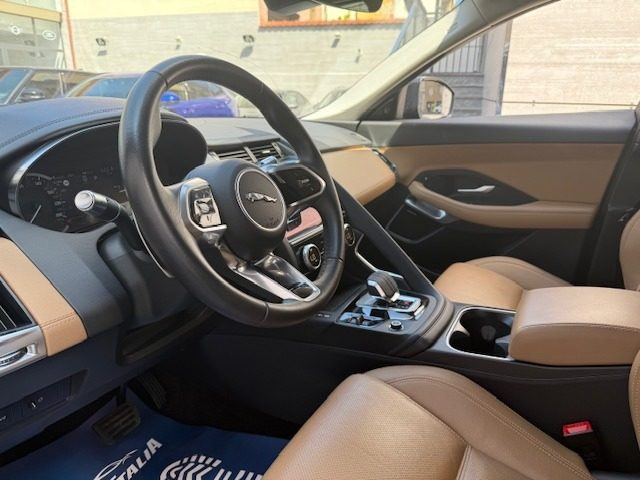 JAGUAR E-Pace usata, con Boardcomputer