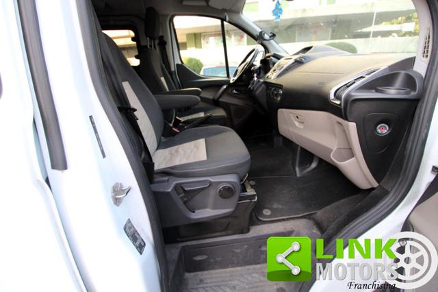 FORD Tourneo Custom usata 23