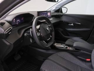 PEUGEOT 208 usata, con Volante in pelle