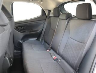 TOYOTA Yaris usata, con Fendinebbia
