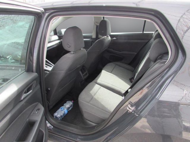 VOLKSWAGEN Golf usata, con Controllo automatico clima