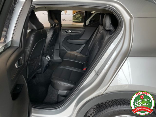VOLVO XC40 usata, con Volante in pelle
