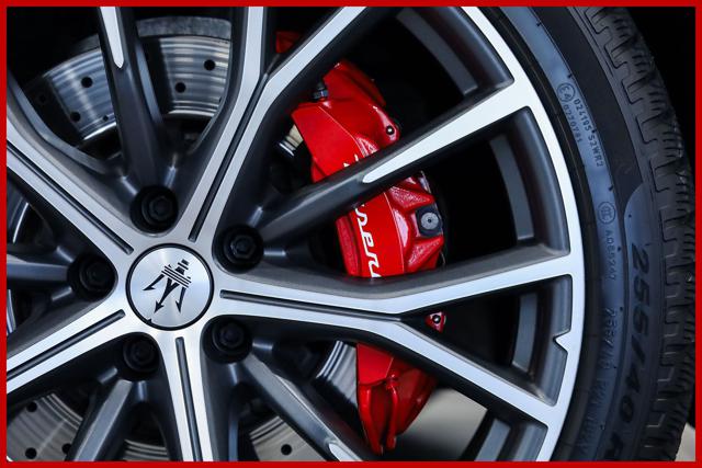 MASERATI Grecale usata, con Chiusura centralizzata