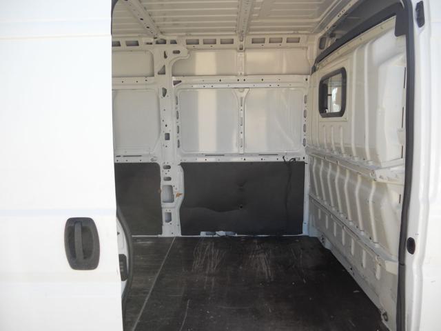PEUGEOT Boxer usata 9