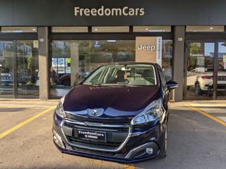 PEUGEOT 208 usata, con Airbag