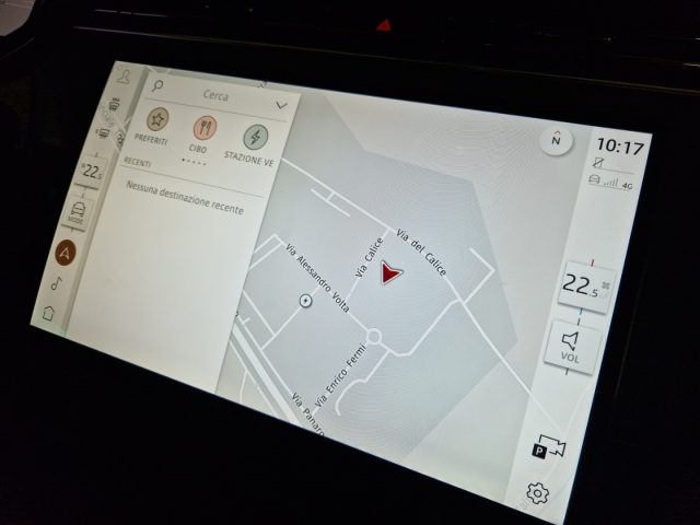 LAND ROVER Range Rover Sport usata, con Volante in pelle