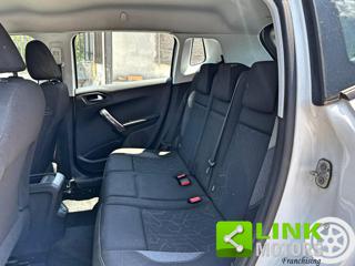 PEUGEOT 2008 usata, con Sensori di parcheggio posteriori
