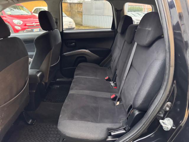 MITSUBISHI Outlander usata, con Climatizzatore