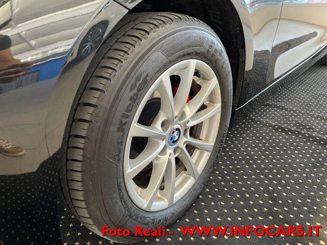 BMW 318 usata, con Fari Xenon