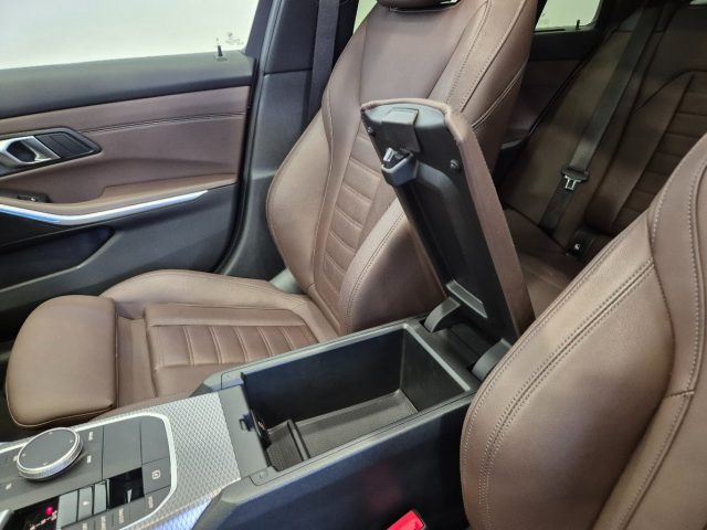 BMW 320 usata, con Specchietti laterali elettrici