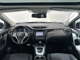NISSAN Qashqai usata, con Boardcomputer