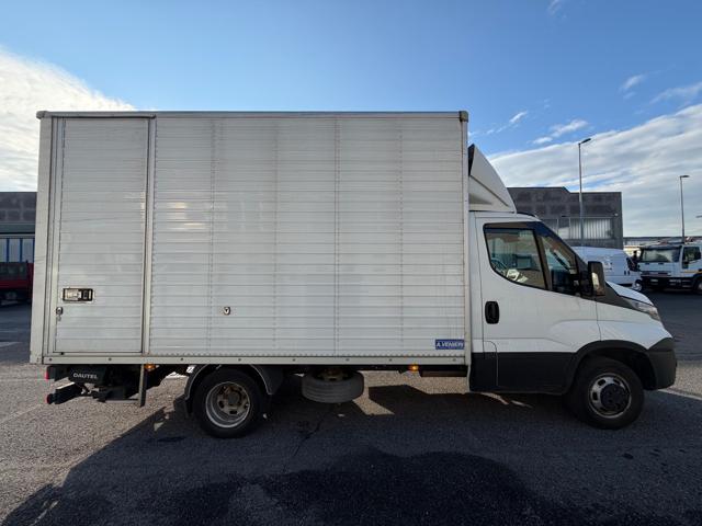 IVECO Daily usata, con Filtro antiparticolato