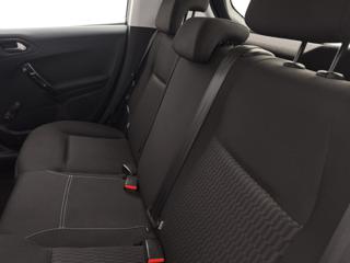 PEUGEOT 208 usata, con Sedile posteriore sdoppiato
