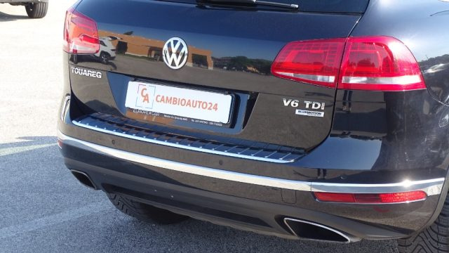 VOLKSWAGEN Touareg usata, con MP3