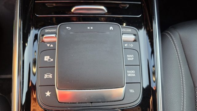 MERCEDES-BENZ GLA 180 usata, con USB