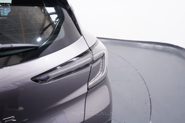 RENAULT Captur usata 26