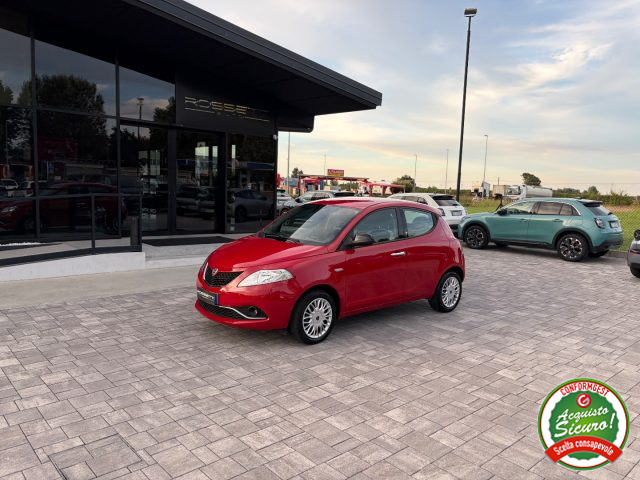 LANCIA Ypsilon usata, con Airbag