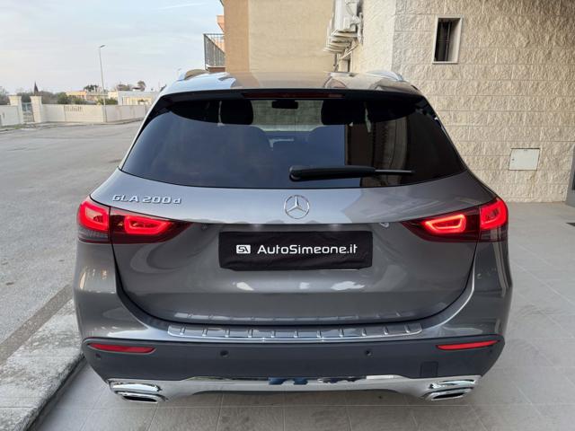 MERCEDES-BENZ GLA 200 usata, con Autoradio