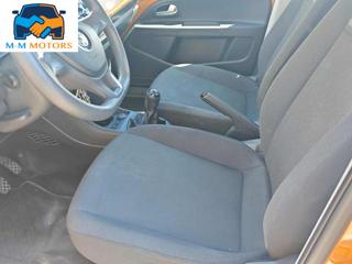 VOLKSWAGEN up! usata 19