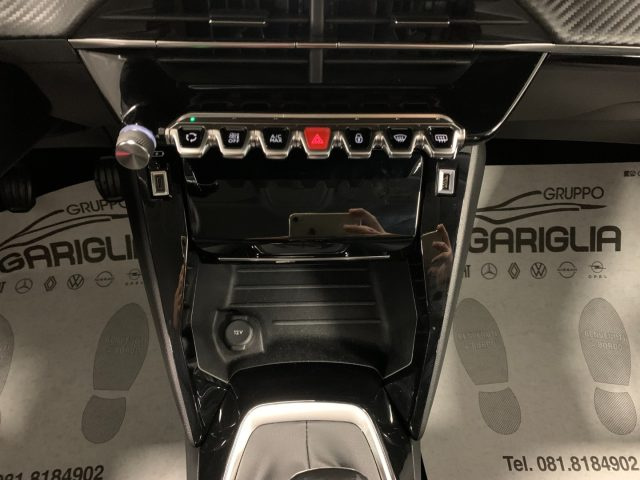 PEUGEOT 2008 usata, con Luci diurne LED