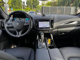 MASERATI Levante usata, con Fendinebbia