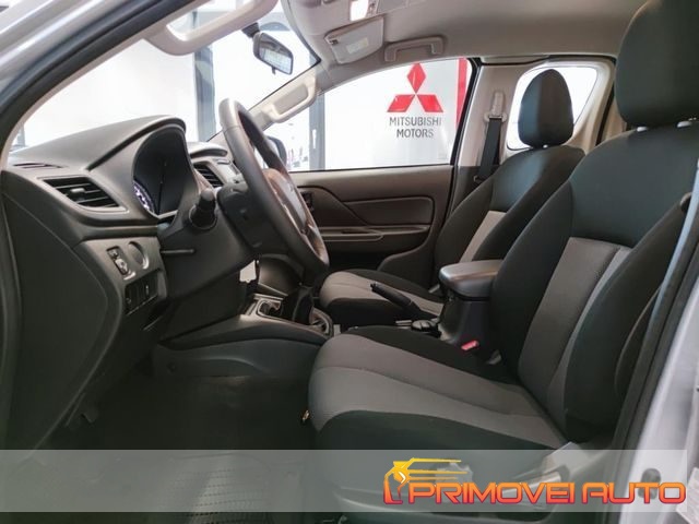 MITSUBISHI L200 usata, con Airbag