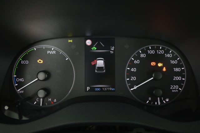 TOYOTA Yaris usata 6
