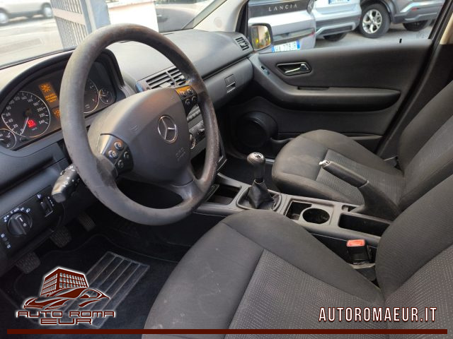 MERCEDES-BENZ A 180 usata, con Climatizzatore