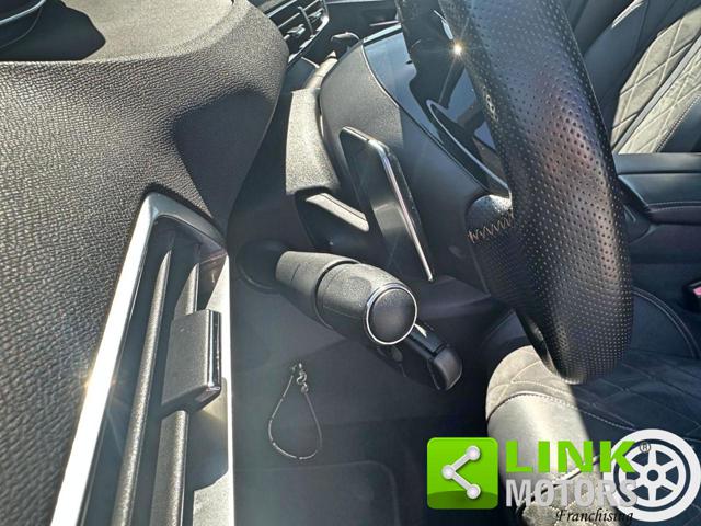 PEUGEOT 3008 usata, con Leve al volante