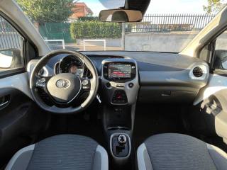 TOYOTA Aygo usata, con Controllo automatico clima