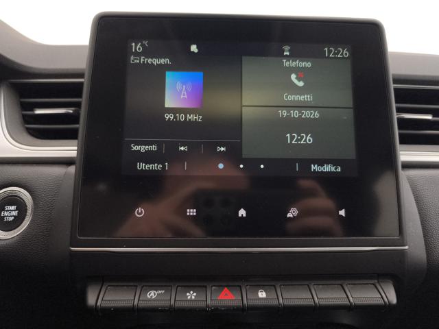 RENAULT Captur usata, con USB