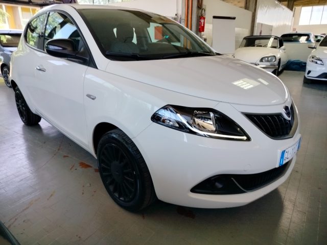 LANCIA Ypsilon usata, con Airbag