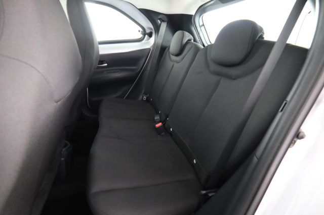 TOYOTA Aygo X usata 8