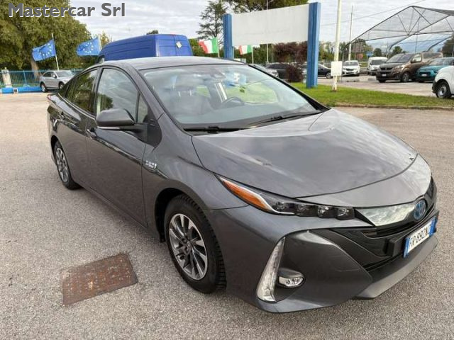 TOYOTA Prius usata, con Controllo trazione