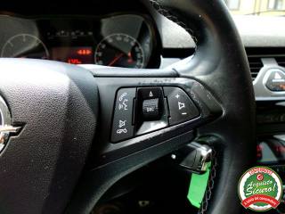 OPEL Corsa usata, con Bluetooth