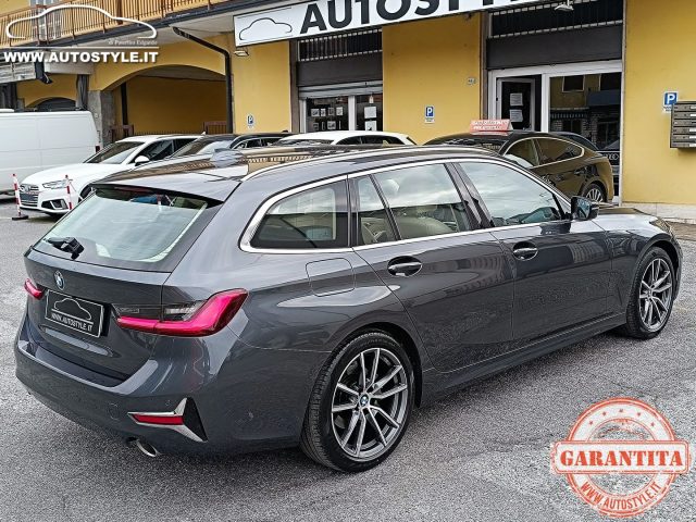 BMW 320 usata, con Luci diurne