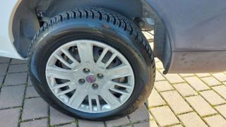 FIAT Doblo usata, con Pneumatici quattro stagioni