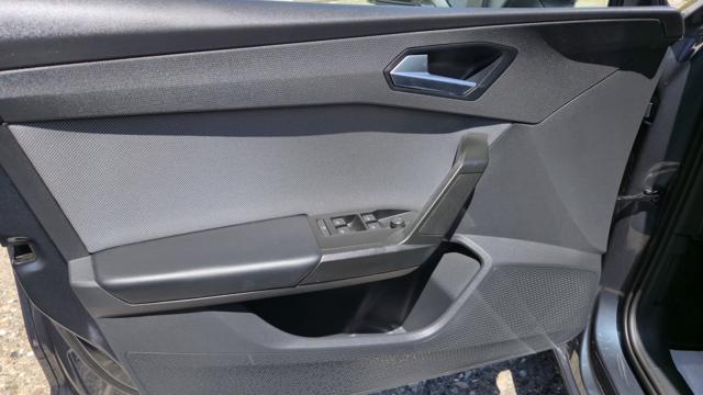 SEAT Leon usata, con Luci diurne LED