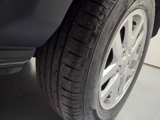 LAND ROVER Discovery usata, con Sensori di parcheggio posteriori