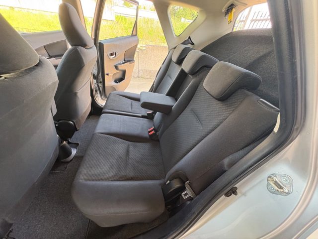 TOYOTA Verso-S usata, con Lettore CD