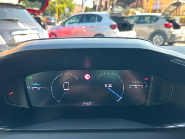 PEUGEOT 208 usata, con USB