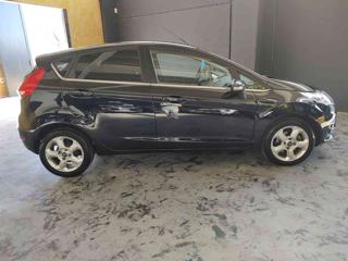 FORD Fiesta usata, con Autoradio