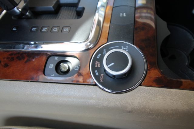 VOLKSWAGEN Touareg usata 18