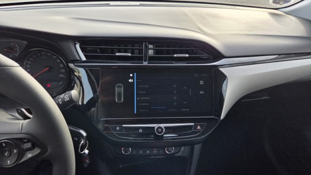 OPEL Corsa usata, con Bluetooth
