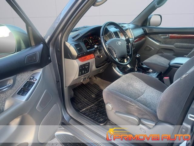 TOYOTA Land Cruiser usata, con ABS