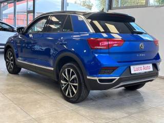 VOLKSWAGEN T-Roc usata, con Autoradio